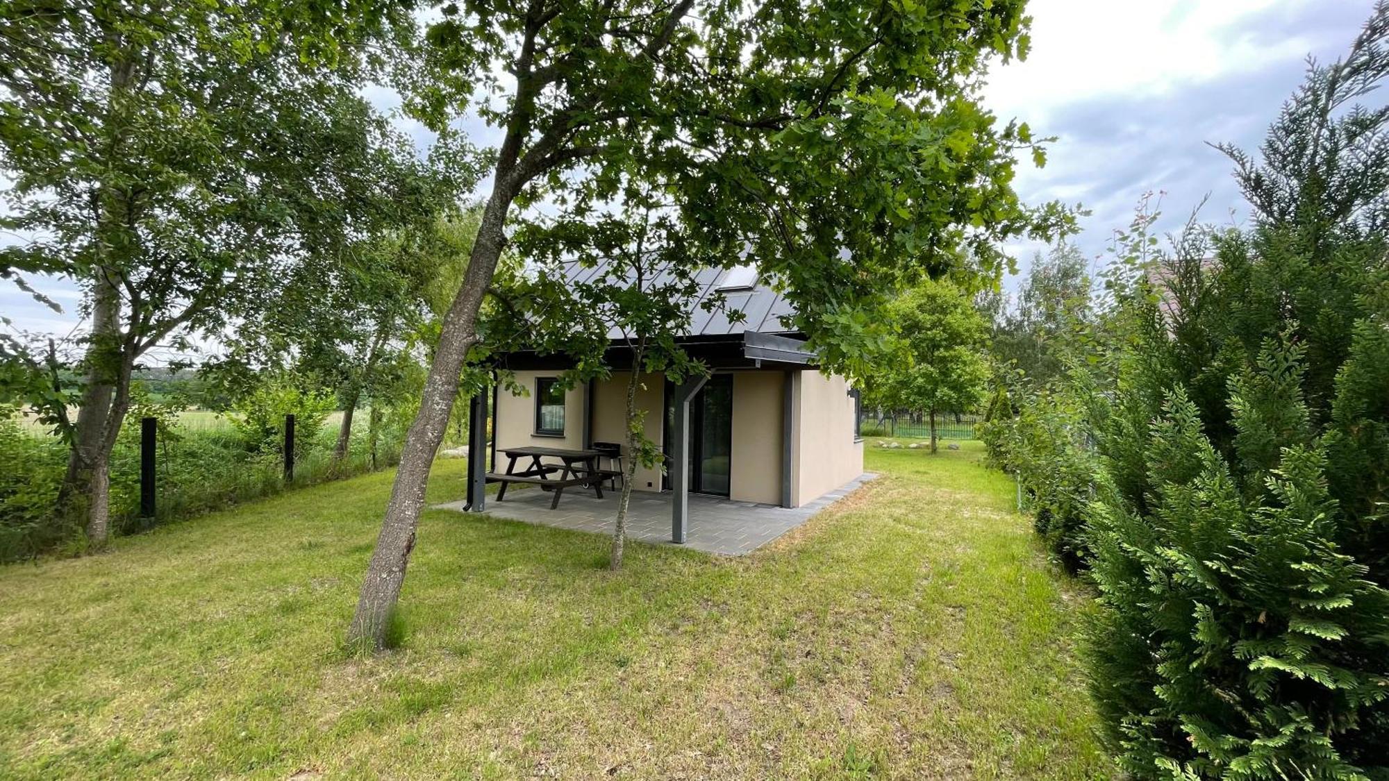 Domki Pod Debami Choczewo Exterior photo